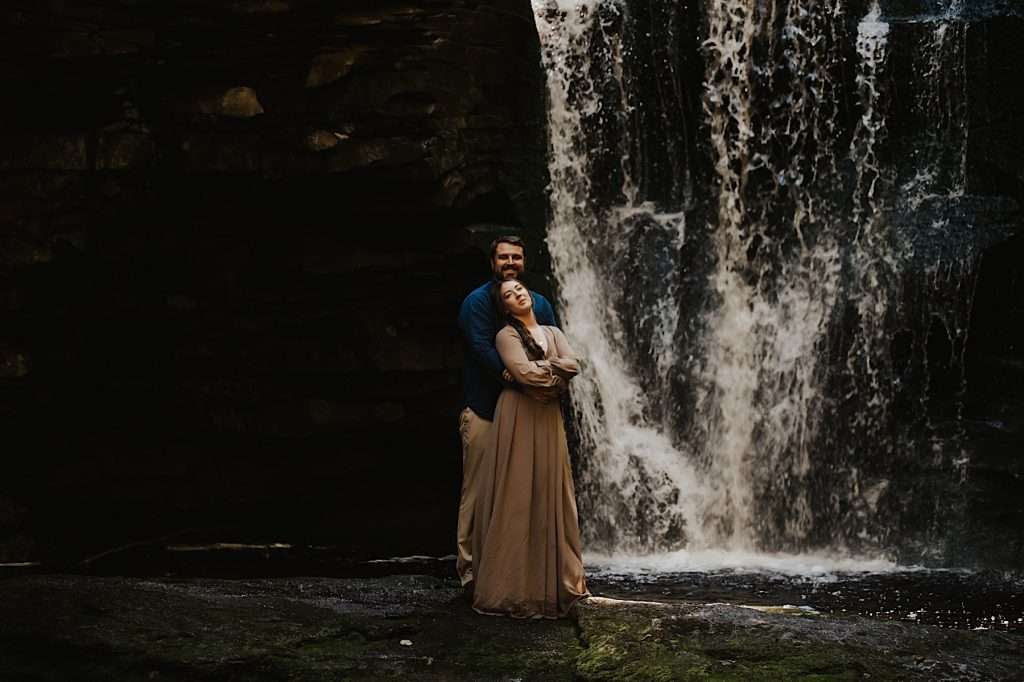 couple hugging by ekalala falls